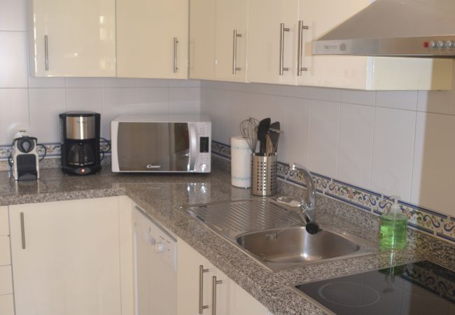 ZapHoliday - 2115 - alquiler de apartamentos en Manilva, Costa del Sol - cocina